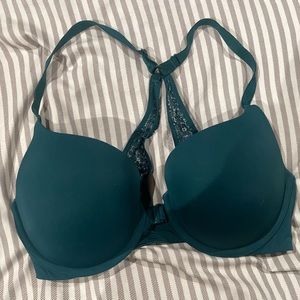 victoria’s secret bra-34D